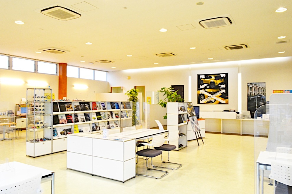 nakai_showroom_990x660