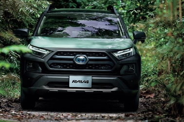 特別仕様車 Adventure “OFFROAD package Ⅱ”（ハイブリッド車）