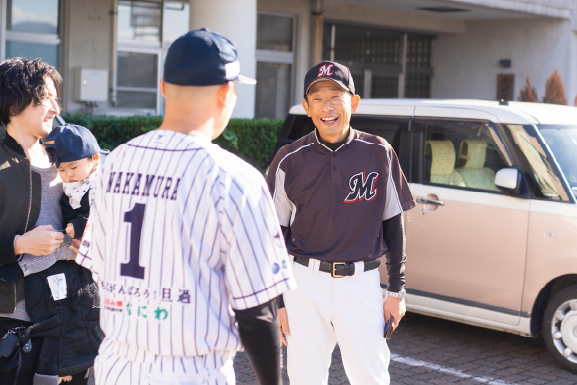 ネッツトヨタ北九州小倉本店にて新型クラウン（スポーツ）試乗中の北九州下関フェニックス中村道大郎選手