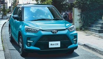 【モデル入り素材】Z（ガソリン・2WD）