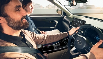 【モデル入り素材】Z（ガソリン・2WD）