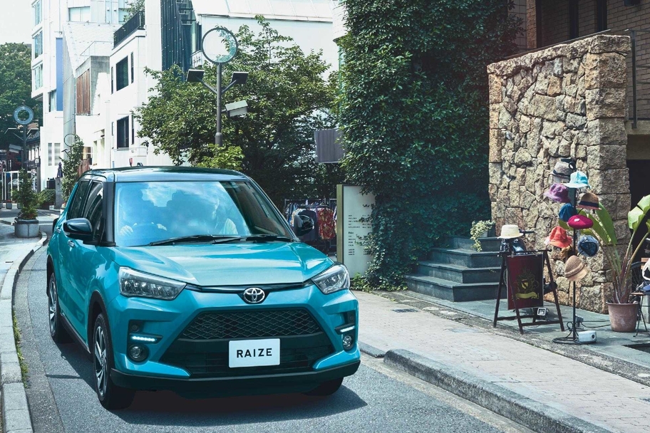 【モデル入り素材】Z（ガソリン・2WD）