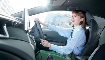 【モデル入り素材】G“Z”（ハイブリッド車）