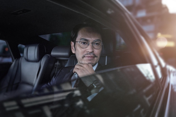 【モデル入り素材】Z（ハイブリッド車）