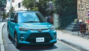 【モデル入り素材】Z（ガソリン・2WD）