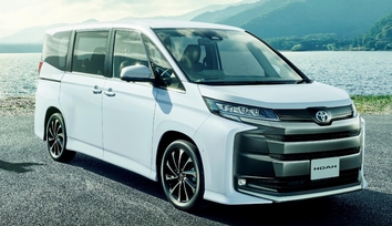 【モデル入り素材】S-Z（ハイブリッド・2WD・7人乗り）