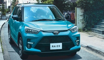 【モデル入り素材】Z（ガソリン・2WD）