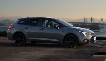 カローラ ツーリング 特別仕様車 ACTIVE SPORT（2WD）