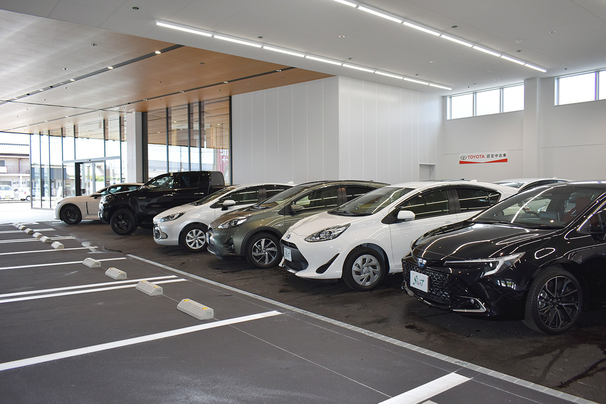 中古車展示場